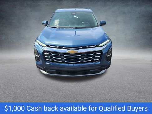 New 2026 Chevrolet Equinox LT image 2