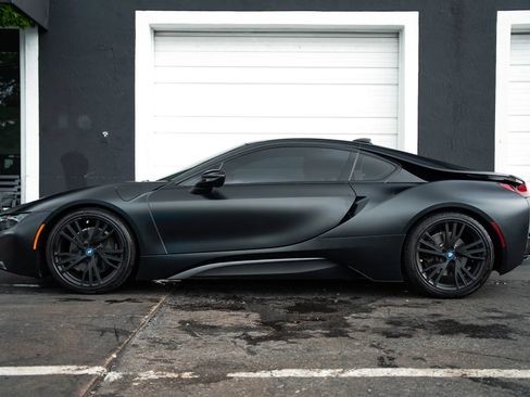 Used 2017 BMW i8 AWD/4WD image 10