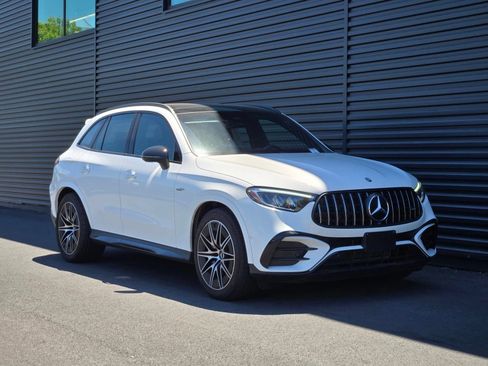 Used 2025 Mercedes-Benz GLC 43 AMG 4MATIC image 10