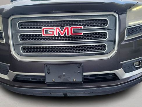 Used 2015 GMC Acadia SLT image 14