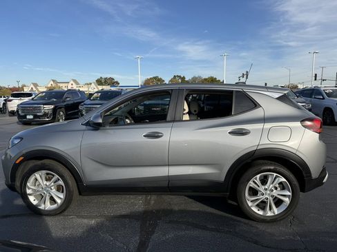 Used 2023 Buick Encore GX Preferred w/ Cold Weather Comfort Package image 5