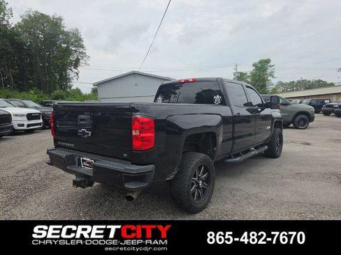 Used 2016 Chevrolet Silverado 2500 LT w/ Midnight Edition AWD/4WD image 5