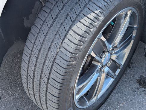 Used 2019 GMC Acadia Denali w/ Technology Package AWD/4WD image 50