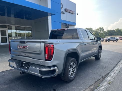 Used 2025 GMC Sierra 1500 SLT AWD/4WD image 7
