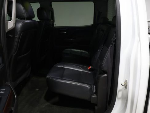 Used 2014 GMC Sierra 1500 SLE w/ SLE Value Package image 19