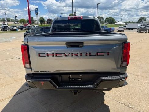 Used 2023 Chevrolet Colorado Trail Boss w/ Advanced Trailering Package AWD/4WD image 4