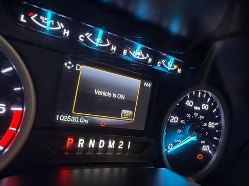 Used 2018 Ford F250 XLT AWD/4WD image 3