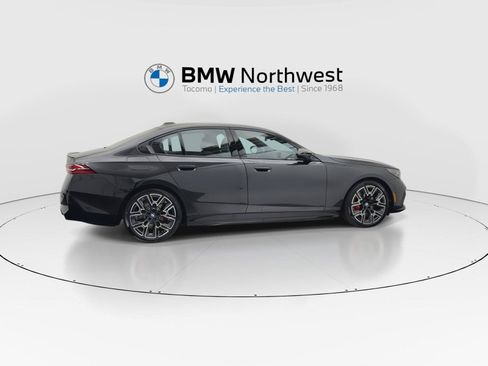 New 2026 BMW i5 M60 AWD/4WD image 4
