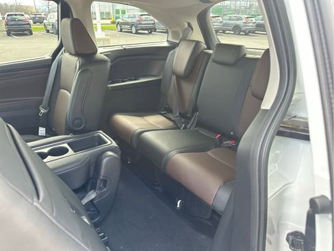 New 2026 Honda Odyssey Elite image 52