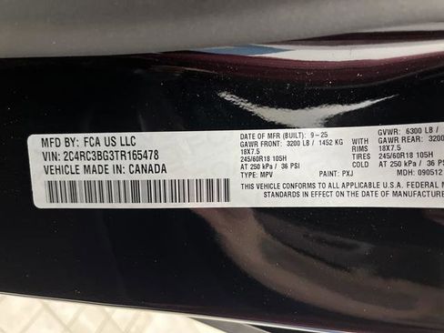 New 2026 Chrysler Pacifica Select image 39