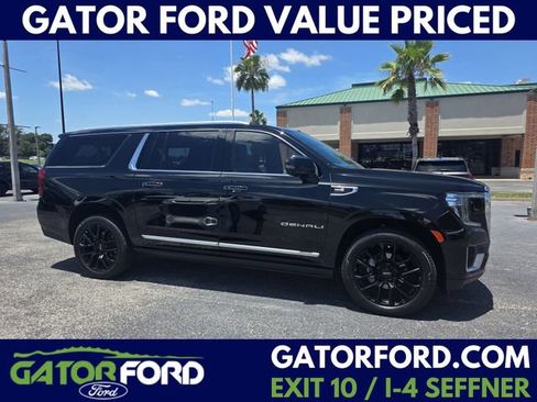 Used 2023 GMC Yukon XL Denali AWD/4WD image 1