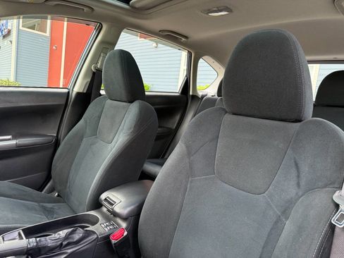 Used 2011 Subaru Impreza 2.5i Premium w/ PWR Moonroof Value Pkg AWD/4WD image 17