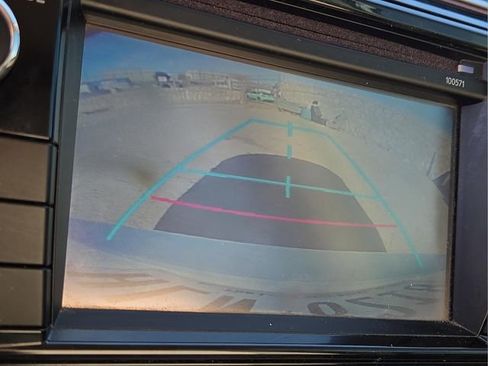 Used 2016 Toyota Corolla L image 28