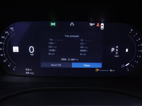 Certified 2025 Volvo XC60 B5 Core AWD/4WD image 10