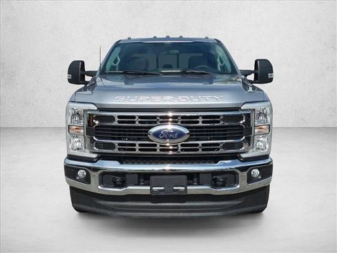 Used 2024 Ford F250 XLT w/ FX4 Off-Road Package AWD/4WD image 2