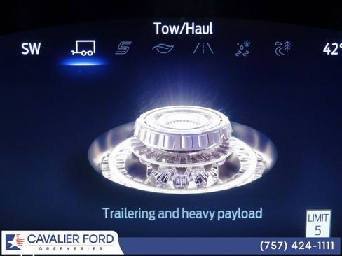 Used 2025 Ford Explorer Active image 41