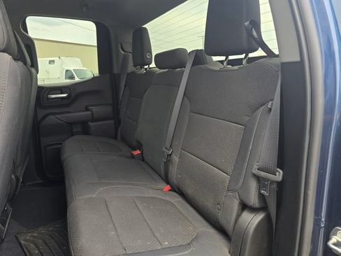Used 2019 Chevrolet Silverado 1500 Custom w/ Custom Value Package AWD/4WD image 12