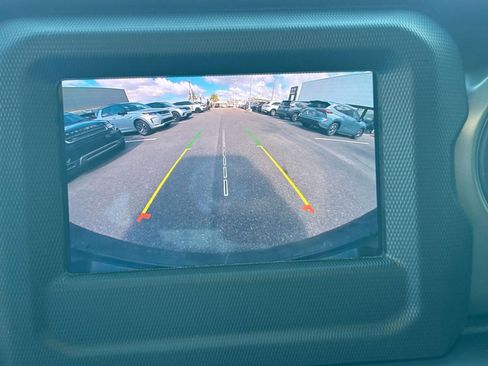 Used 2022 Jeep Wrangler Unlimited Sport image 21