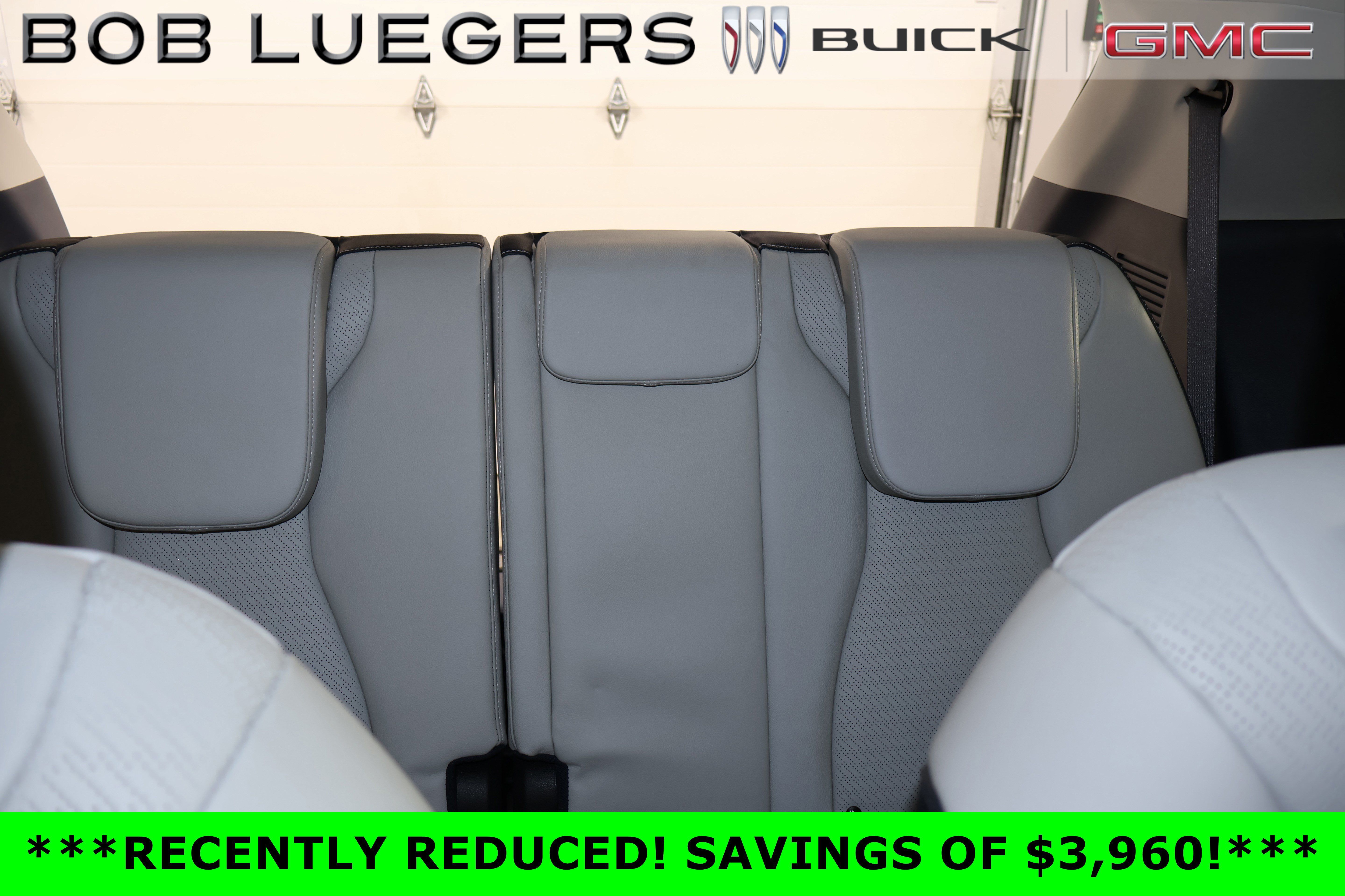 Used 2025 Kia Carnival SX Prestige FWD image 22