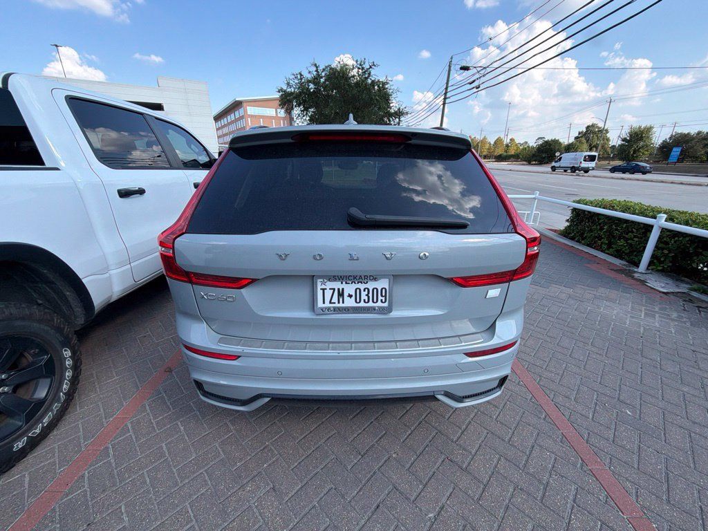 Used 2024 Volvo XC60 T8 Ultimate w/ Protection Package Premier AWD/4WD image 13