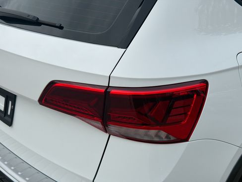 Certified 2022 Volkswagen Taos S FWD image 26