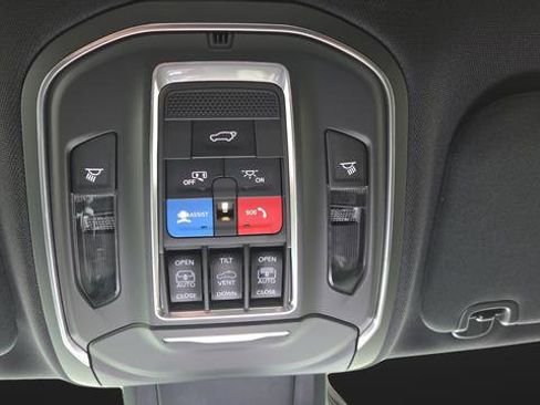 New 2026 Jeep Cherokee Limited image 30