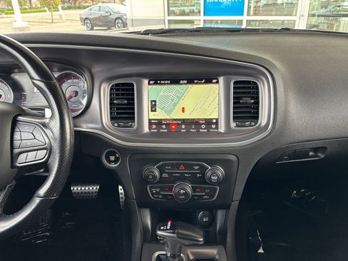 Used 2020 Dodge Charger Scat Pack w/ Navigation & Travel Group RWD image 13