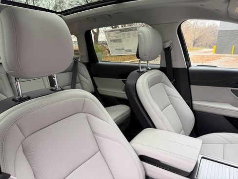 New 2026 Lincoln Nautilus Premier w/ Equipment Group 102A AWD/4WD image 24