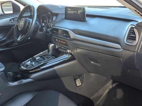 Used 2023 MAZDA CX-9 Touring image 29