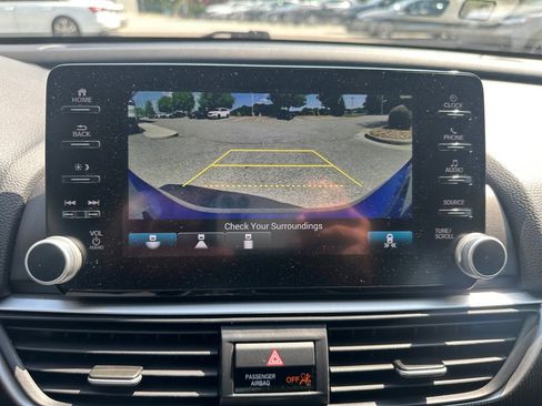 Used 2020 Honda Accord Sport image 22