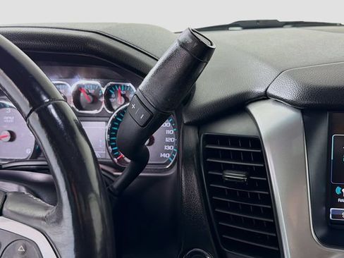 Used 2018 Chevrolet Tahoe Premier RWD image 19