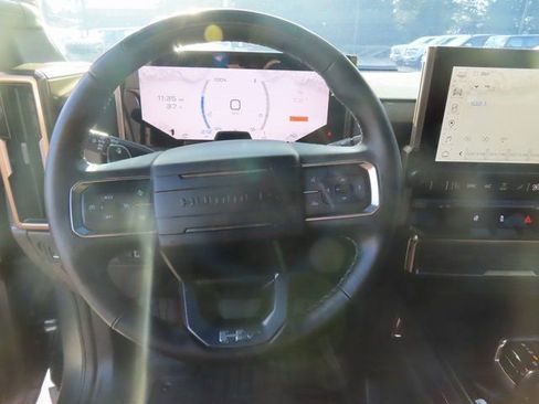 Used 2024 GMC Hummer EV 3X w/ LPO, Illumination Package image 16