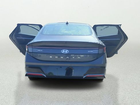 Used 2024 Hyundai Sonata SEL FWD image 12