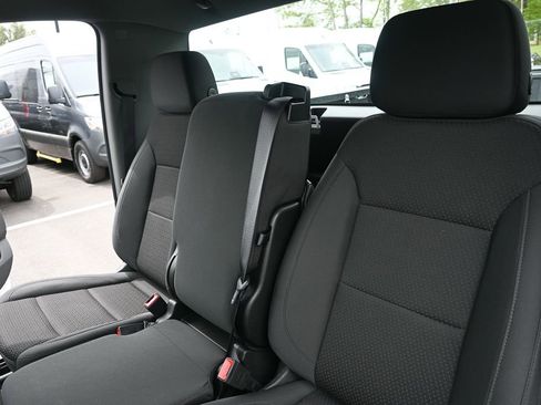 Used 2025 Chevrolet Silverado 1500 W/T image 5