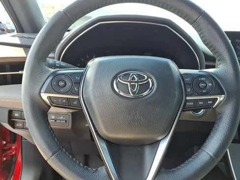 Used 2021 Toyota Avalon XLE w/ Moonroof Package FWD image 19