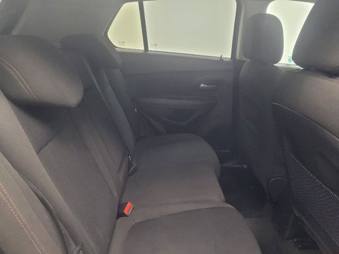 Used 2020 Chevrolet Trax LS w/ Tint and Cruise Package FWD image 19
