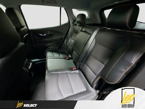 Used 2023 GMC Terrain AT4 AWD/4WD image 25