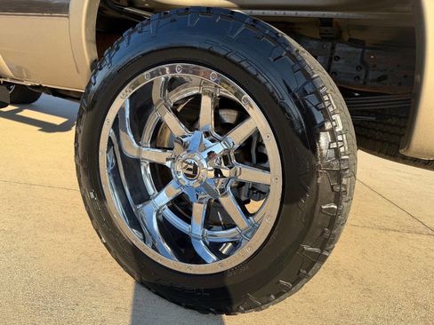 Used 2005 Ford F250 Lariat image 11