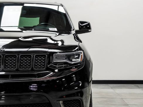 Used 2018 Jeep Grand Cherokee Trackhawk image 4