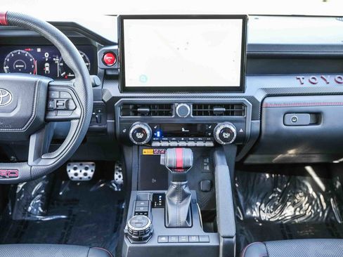 Used 2025 Toyota Tacoma TRD Pro AWD/4WD image 13