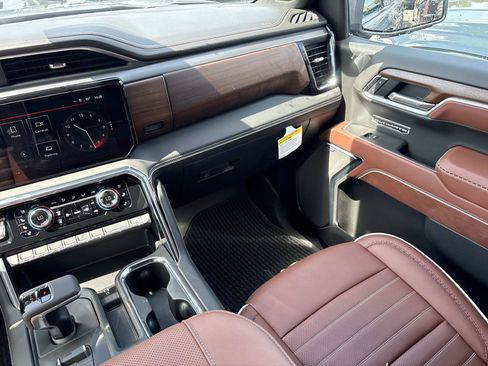 Used 2026 GMC Sierra 1500 Denali Ultimate AWD/4WD image 29