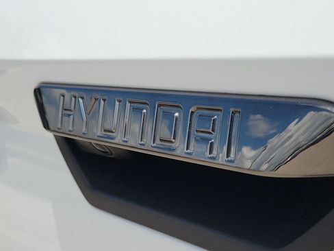 Used 2022 Hyundai Santa Cruz Limited AWD/4WD image 8