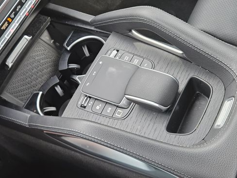 Certified 2025 Mercedes-Benz GLE 450 4MATIC image 21