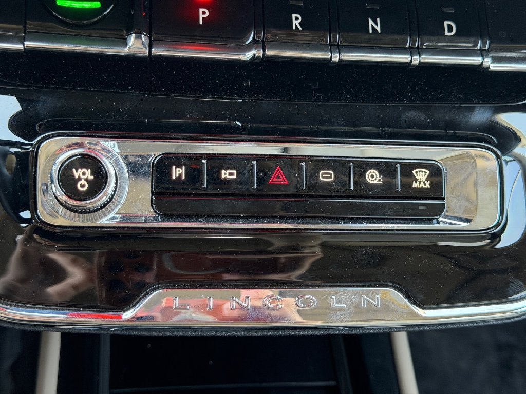 New 2025 Lincoln Corsair Grand Touring w/ Equipment Group 301A AWD/4WD image 18