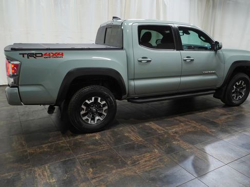 Certified 2023 Toyota Tacoma TRD Off-Road w/ Technology Package image 4
