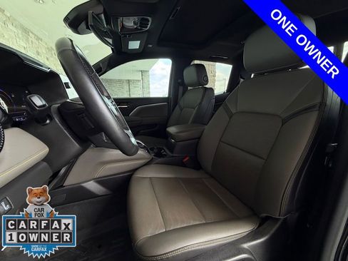 Used 2023 Chevrolet Colorado ZR2 w/ ZR2 Convenience Package III AWD/4WD image 7