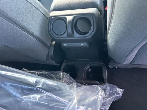 New 2026 Jeep Gladiator Sport AWD/4WD image 28