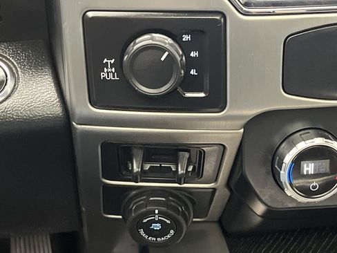 Certified 2022 Ford F250 Platinum image 19