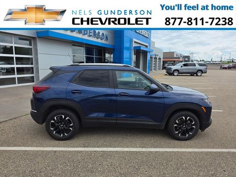 Used 2022 Chevrolet TrailBlazer LT FWD image 6