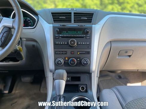 Used 2011 Chevrolet Traverse LT w/ Personal Connectivity Package FWD image 25